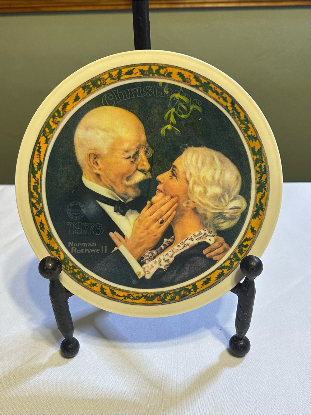Norman Rockwell 1976 Christmas collector plate